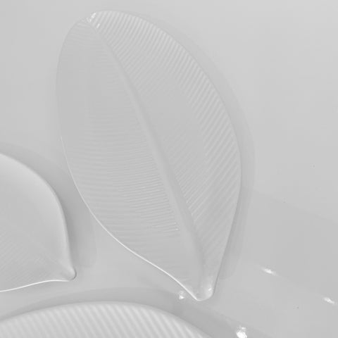 Leaf (M)